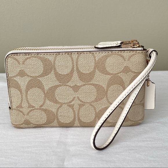 COACH Double Corner Zip Wristlet in Signature Canvas - Picture 4 of 11